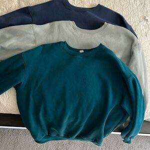 Women’s crew neck sweatshirts